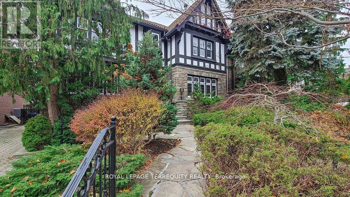 Property Photo:  312 Glenayr Road  ON M5P 3C5 