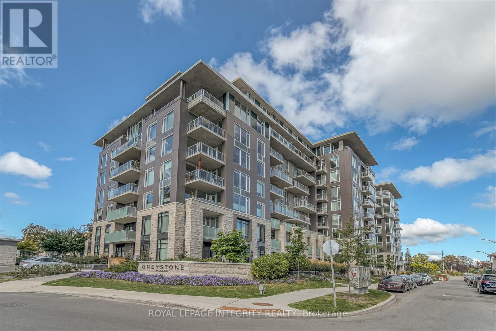 Property Photo: 530 De Mazenod Avenue 612 ON K1S 5W8