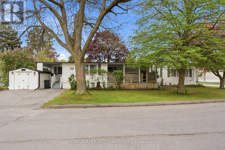 Property Photo:  96 Worthington Way  ON K7K 5C6 