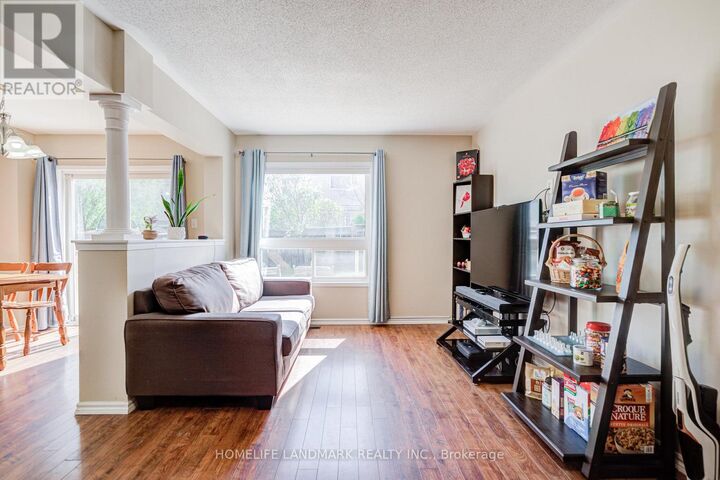 Property Photo:  72 Margaret Graham Crescent  ON L0G 1M0 