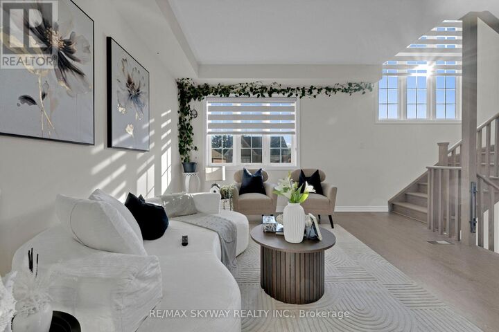 Property Photo: 21 Allegro Drive ON L6Y 5Y7