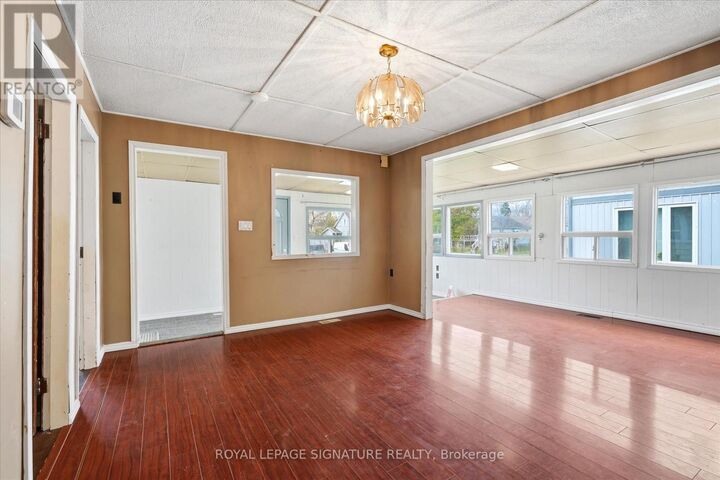 Property Photo:  54 Farley Circle  ON L0E 1S0 