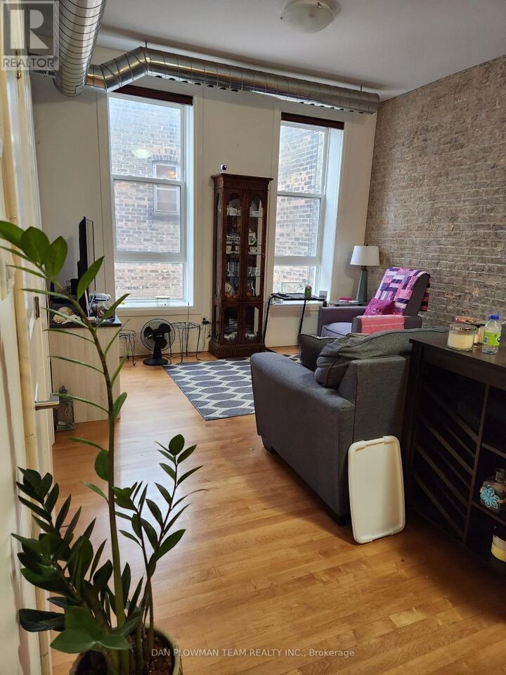 Property Photo:  382 George Street North 202  ON K9H 3R3 