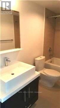 Property Photo:  65 St Mary Street 2106  ON M5S 0A6 