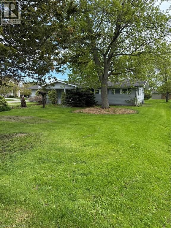 Property Photo: 3931 Main Street West ON L0S 1S0