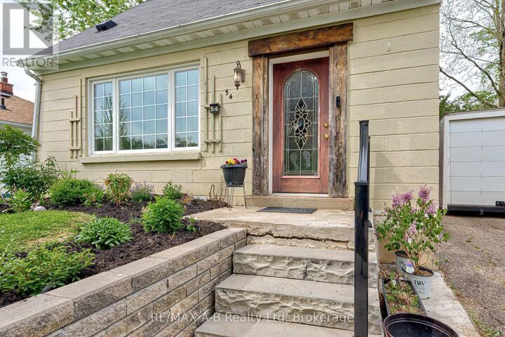 Property Photo:  54 Coriano Street  ON N5A 6C3 