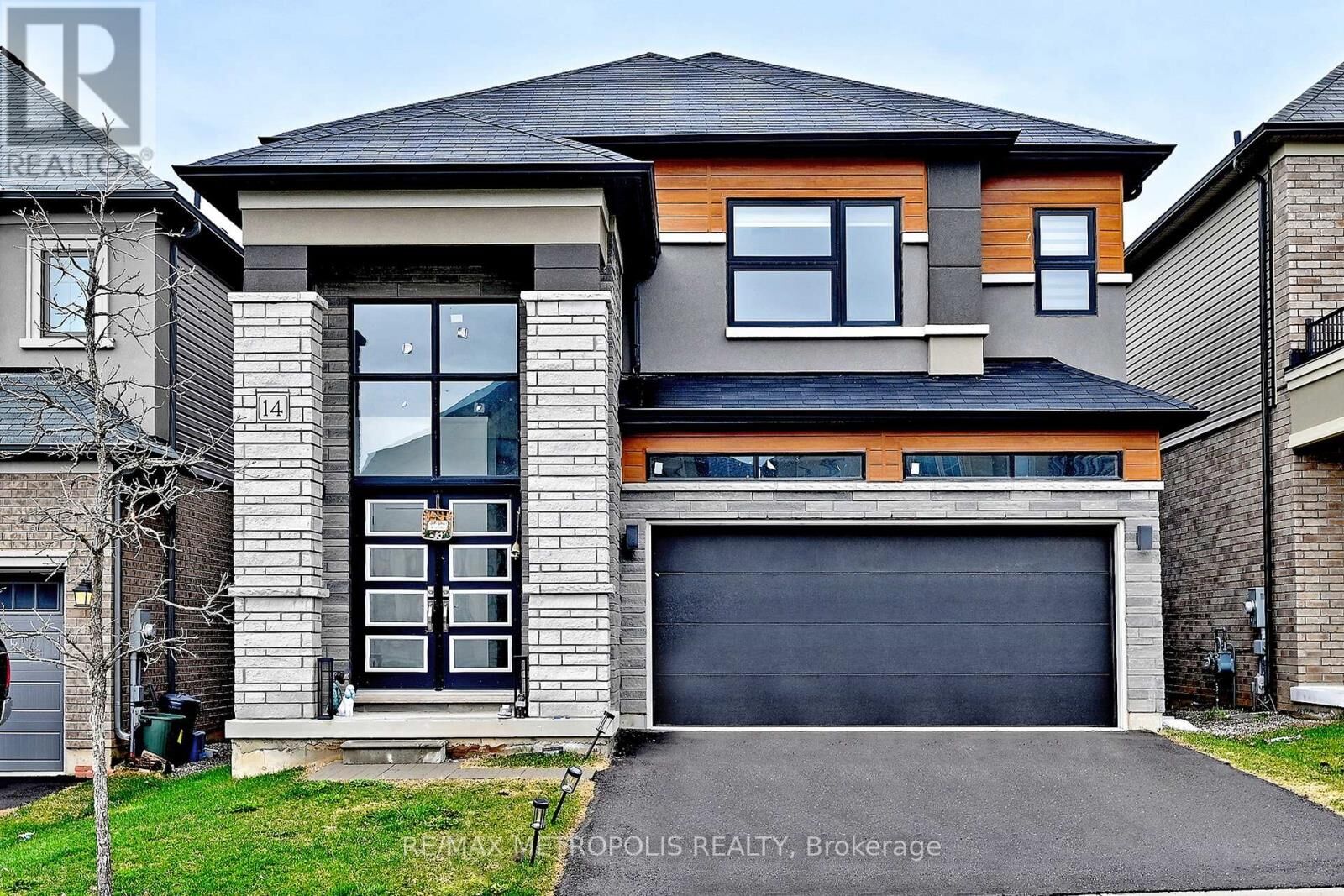 Property Photo: 14 Jenner Drive ON N3L 3L3