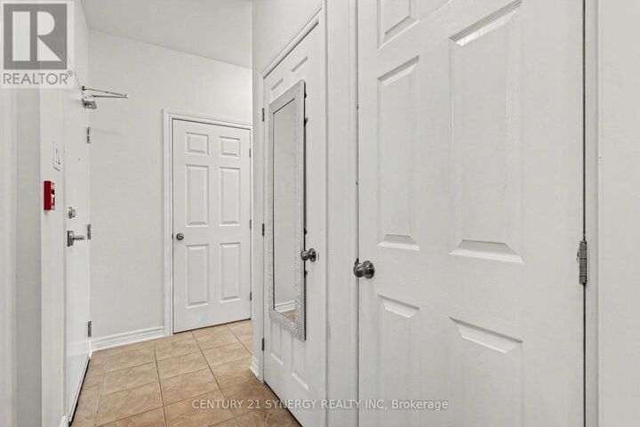 Property Photo: 318 Everest Private D ON K1G 4E3