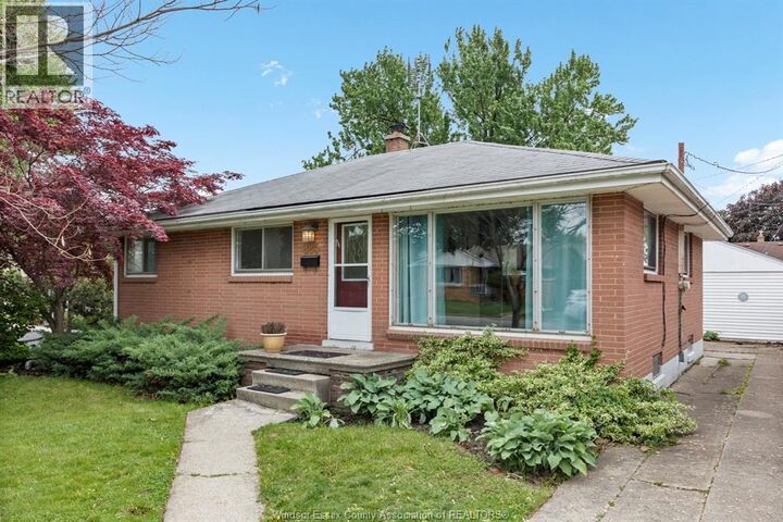 Property Photo: 885 Isack Drive ON N8S 3W6