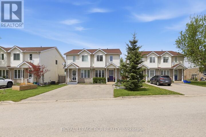 Property Photo:  11 Farrell Lane  ON N0G 1A0 