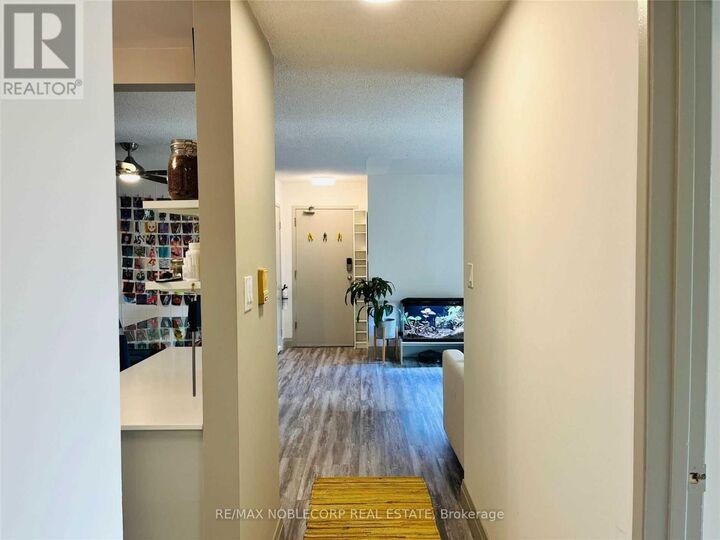 Property Photo:  1450 Glen Abbey Gate South 734  ON L6M 2V7 