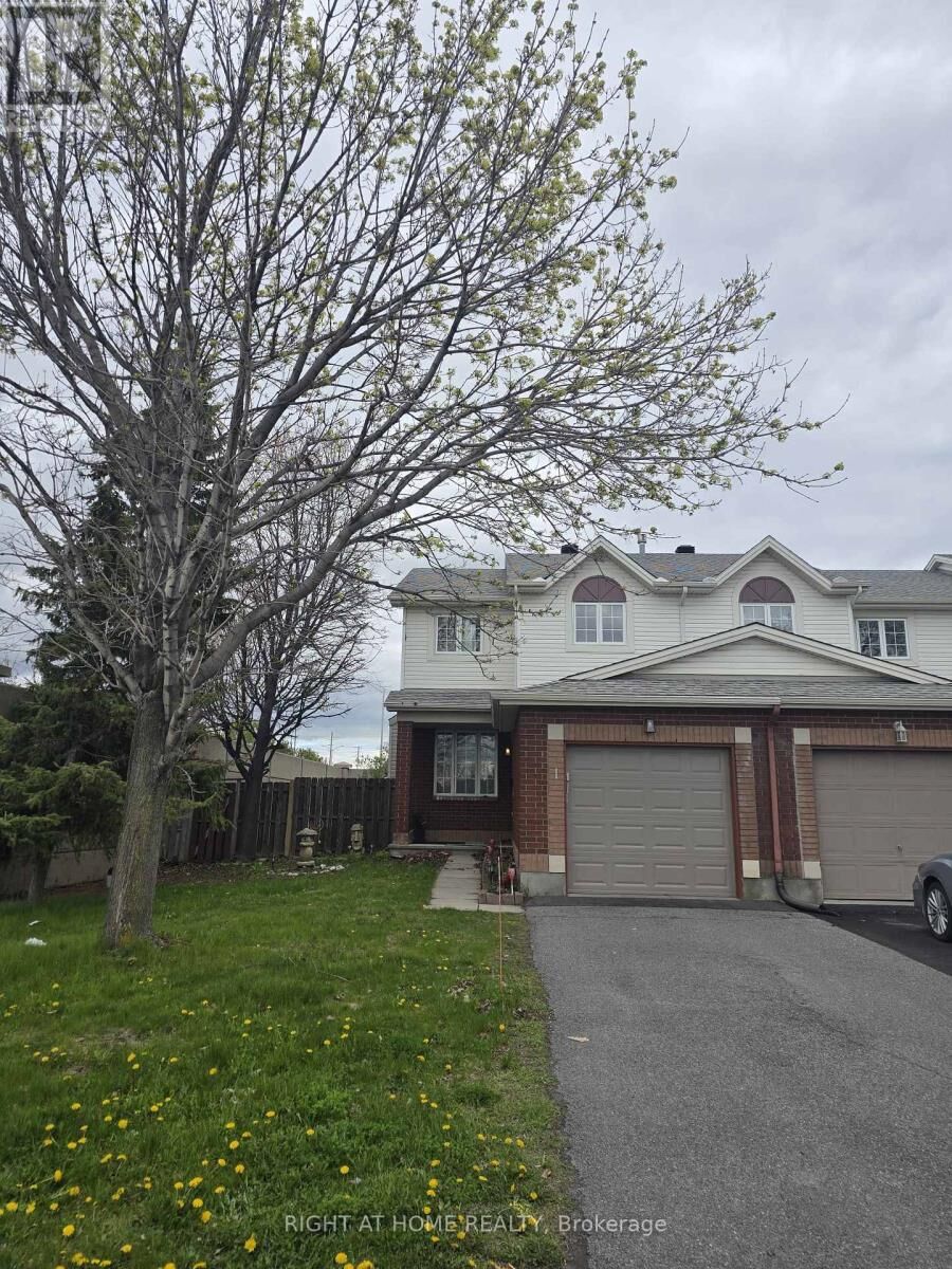 Property Photo: 1 Kincardine Drive ON K2V 1B4