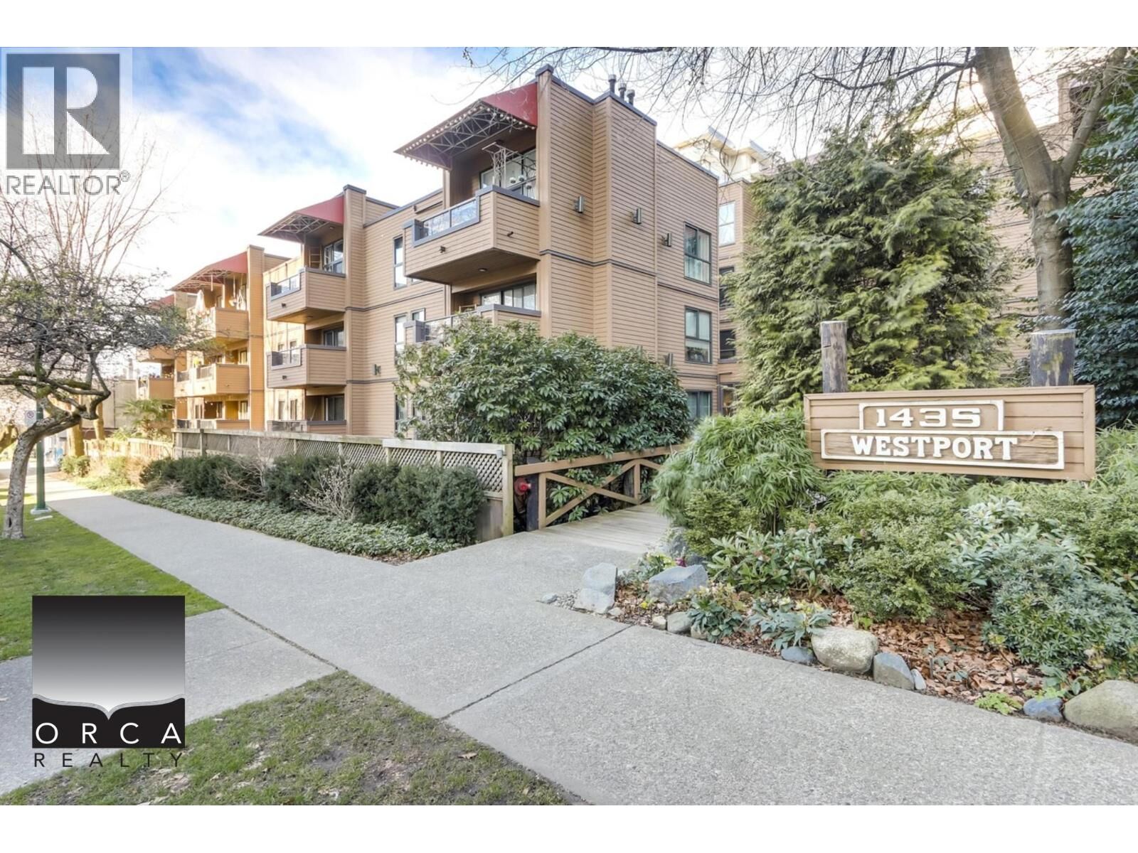 Property Photo:  1435 Nelson Street Street 415  BC V6G 2Z3 