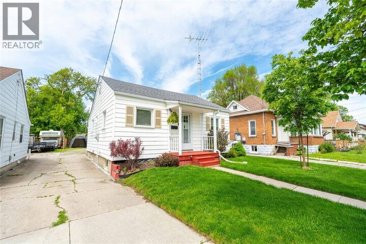 Property Photo:  399 Mitton Street South  ON N7T 3E8 