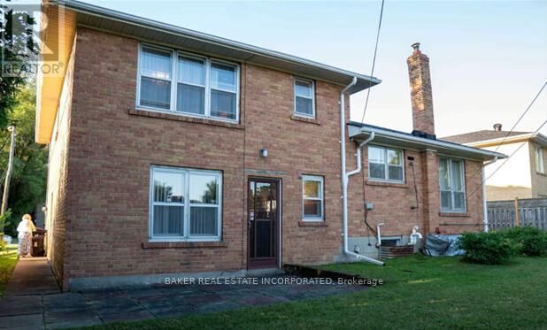 Property Photo: 156 Cocksfield Avenue ON M3H 3T5