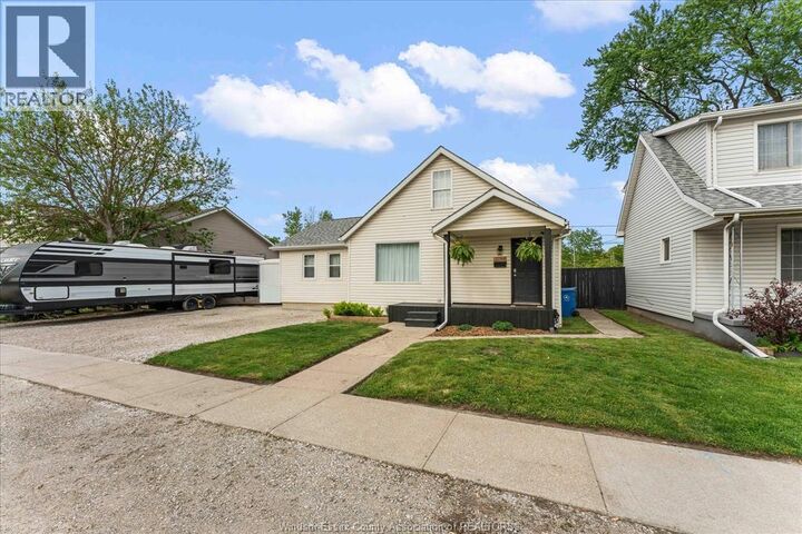 Property Photo: 2186 Janette ON N8X 1Z8