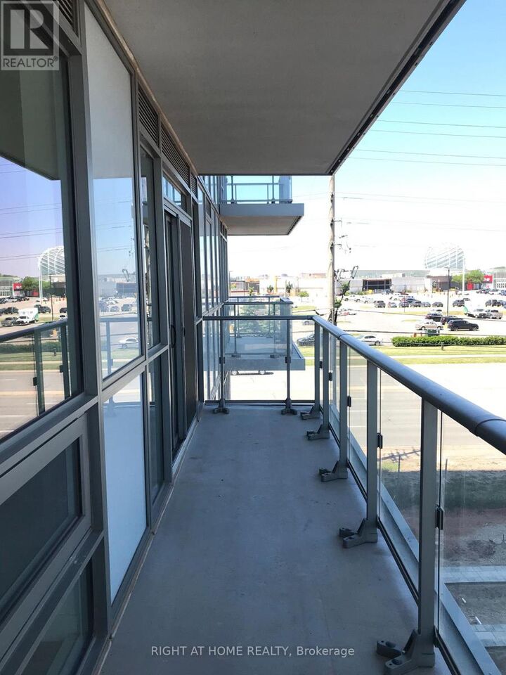 Property Photo:  4677 Glen Erin Drive 303  ON L5M 2E3 