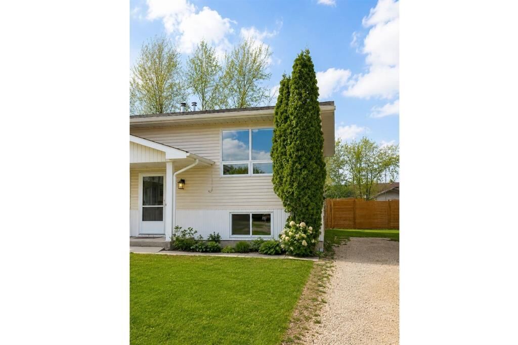 Property Photo: 177 McKenzie Avenue MB R5G 1Z2