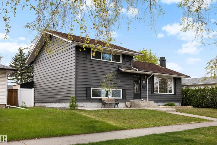 Property Photo:  8904 168 Street NW  AB T5R 2X2 