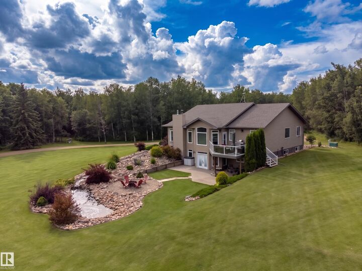 Property Photo: 60030 Range Road 225 AB T0A 3J0