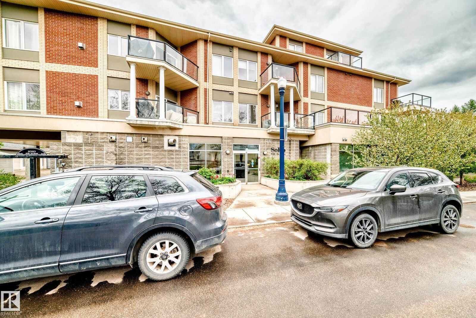Property Photo:  9750 94 Street NW 211  AB T6C 2E3 