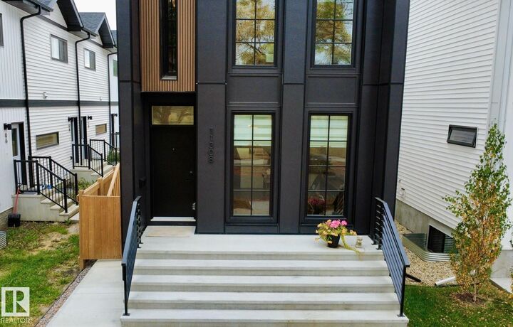 Property Photo:  11308 128 Street NW  AB T5M 0W9 