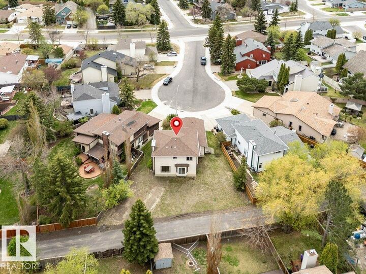 Property Photo:  17524 57 Avenue NW  AB T6M 1G7 