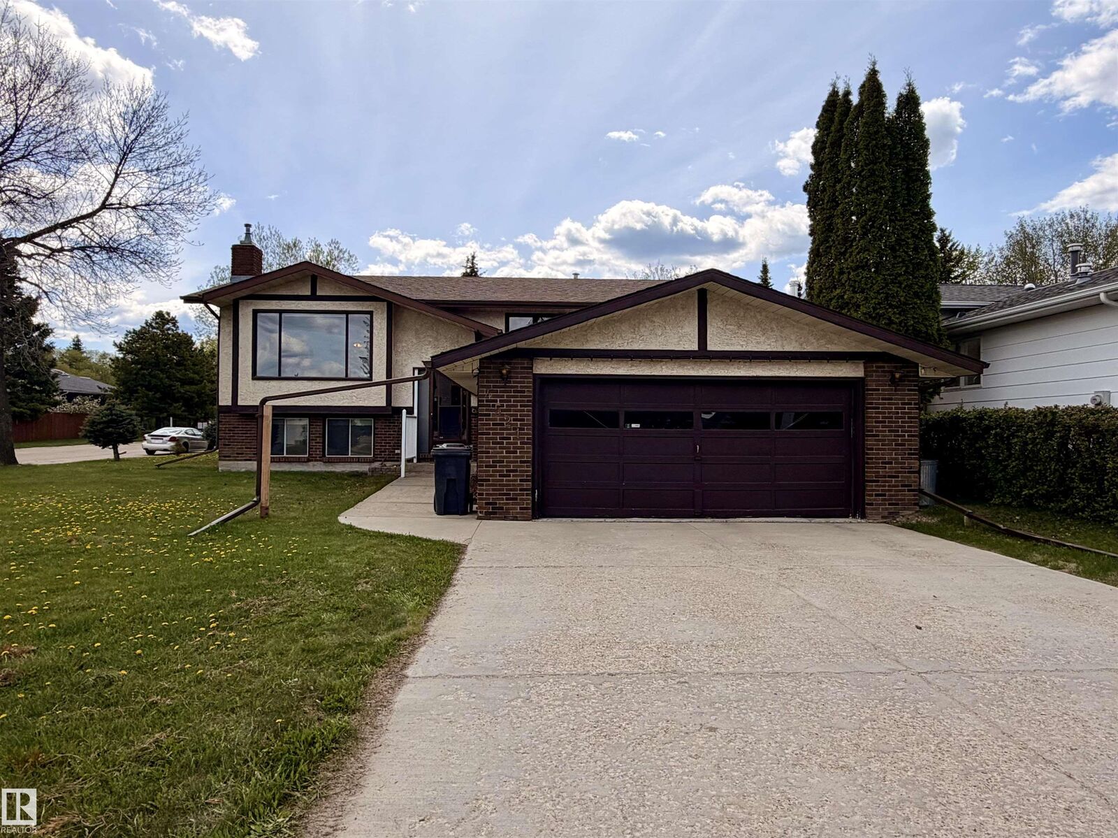 Property Photo:  4521 42 Avenue  AB T7A 1G5 