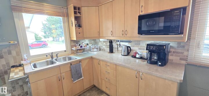 Property Photo:  5301 45 Street  AB T9C 1V8 