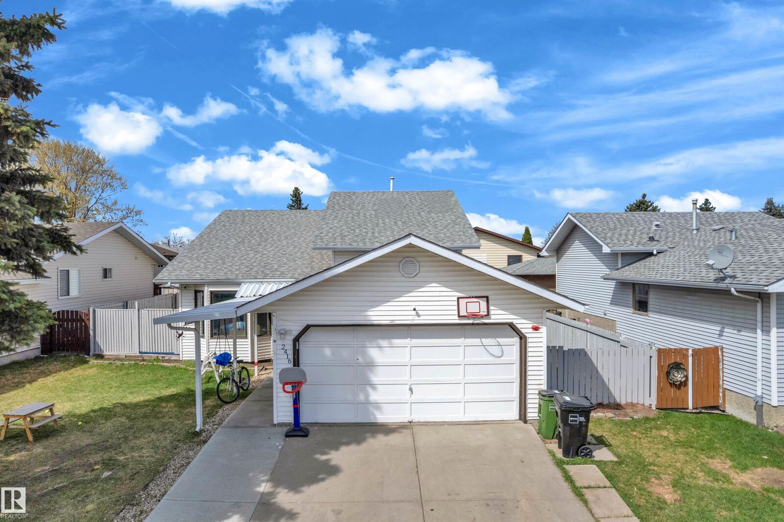 Property Photo: 2416 35 Street NW AB T6L 4M3