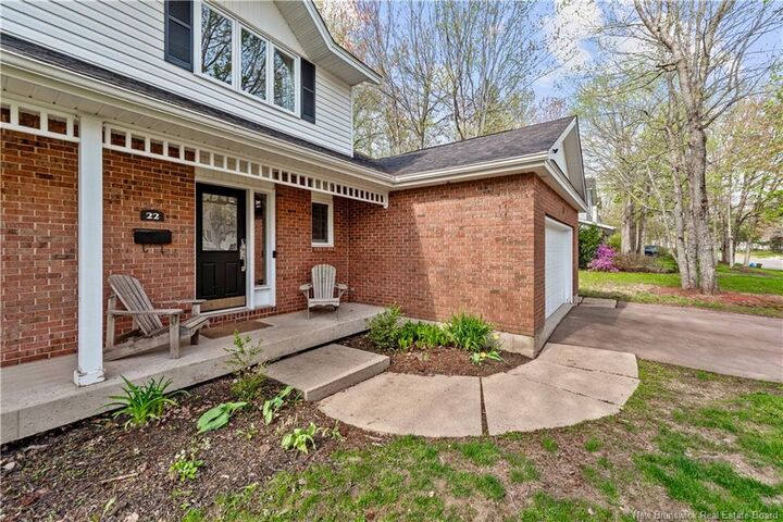 Property Photo:  22 Sandalwood Drive  NB E1G 1Z9 