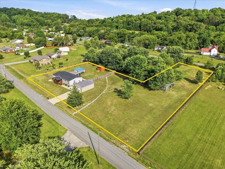 Property Photo: 319 Tucker Road TN 37865