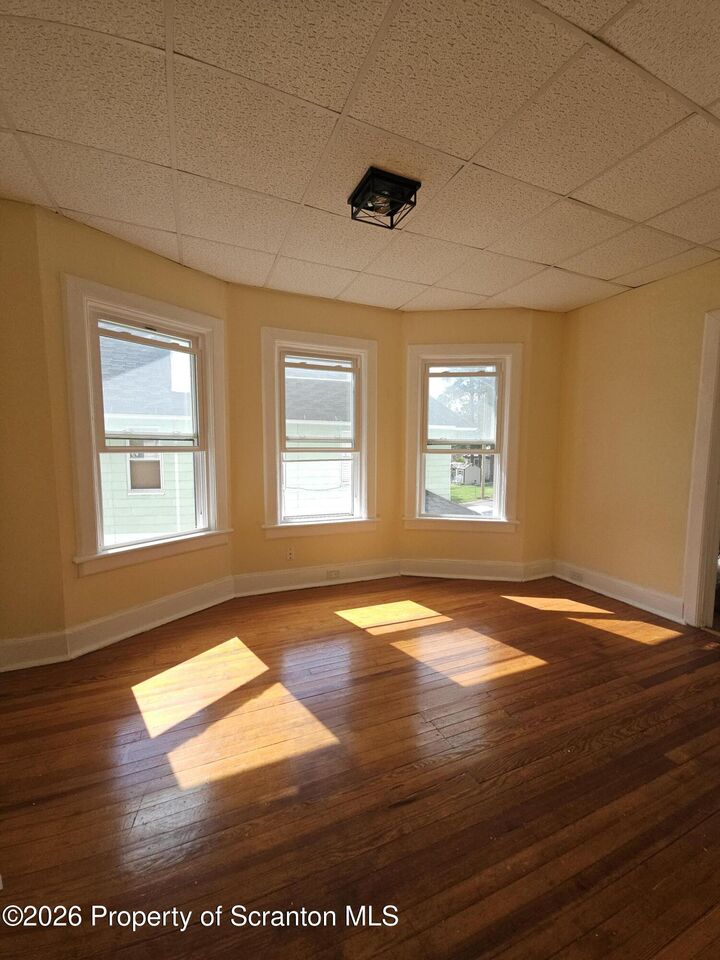 Property Photo:  1327 Oram Street 2  PA 18504 