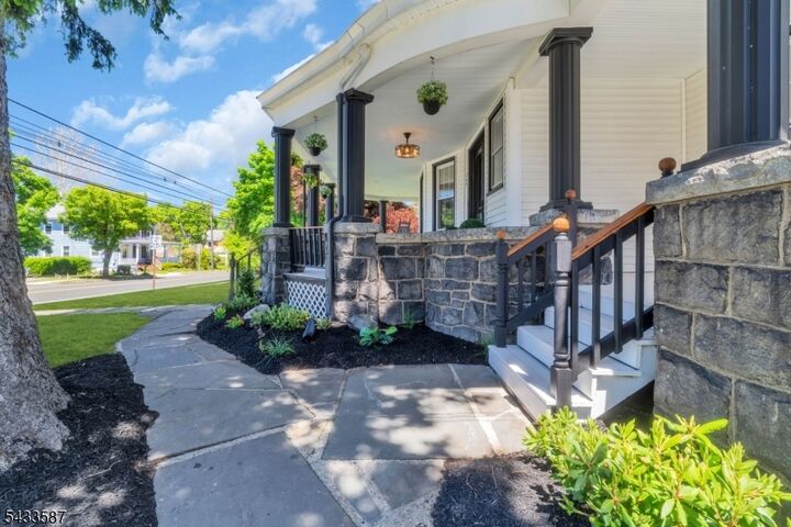 Property Photo:  266 Main St  NJ 08889 