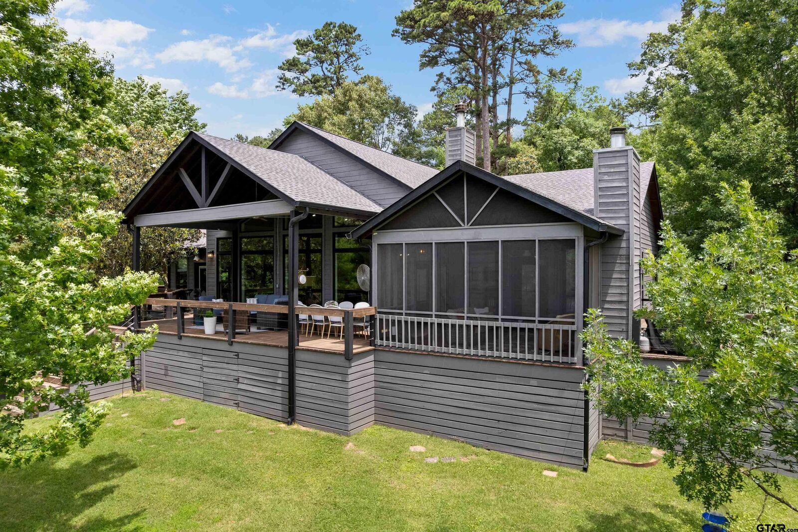 Property Photo: 870 King Thomas Drive TX 75480