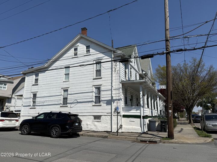 Property Photo:  522-524 Grant St  PA 18201 