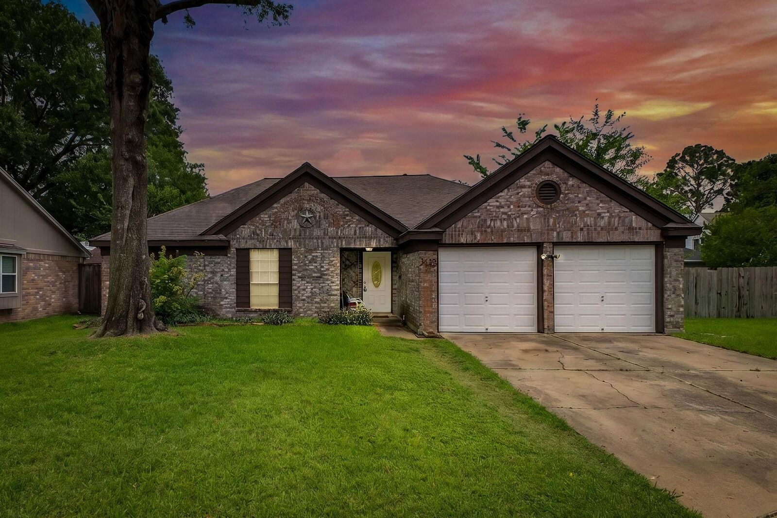 Property Photo: 3510 Corinne Court TX 77449