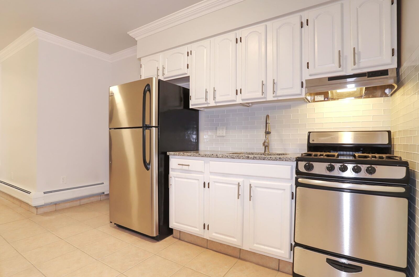 Property Photo:  6311 Dewey Ave 1  NJ 07093 