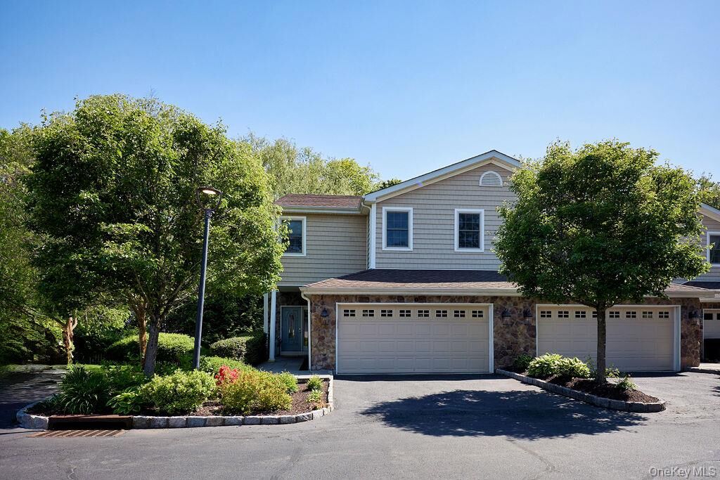 Property Photo:  1 Preserve Court  NY 10607 