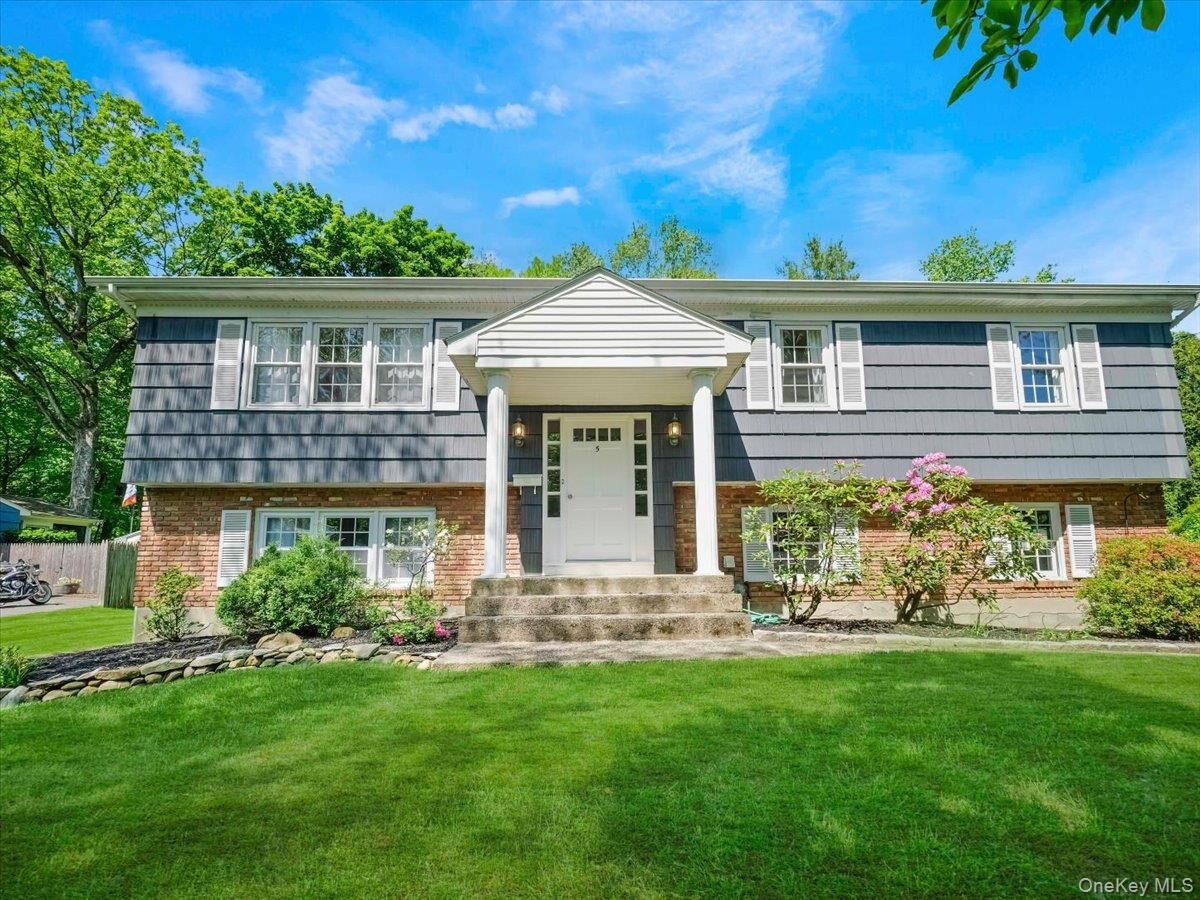 Property Photo:  5 Dorchester Avenue  NY 10956 