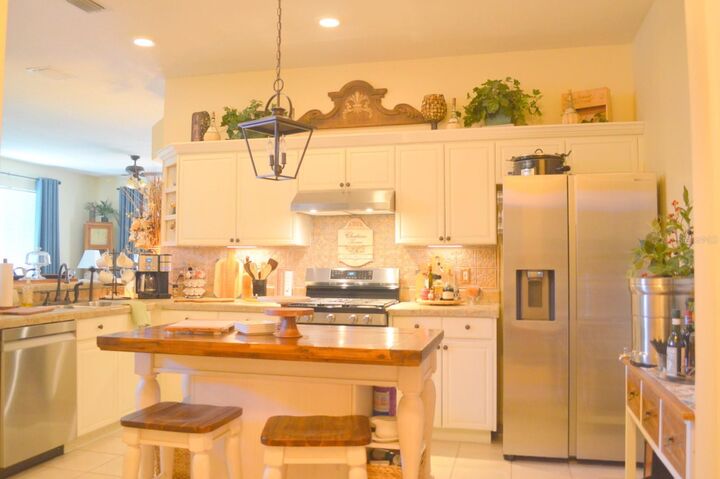 Property Photo:  30114 Emmetts Court  FL 33543 