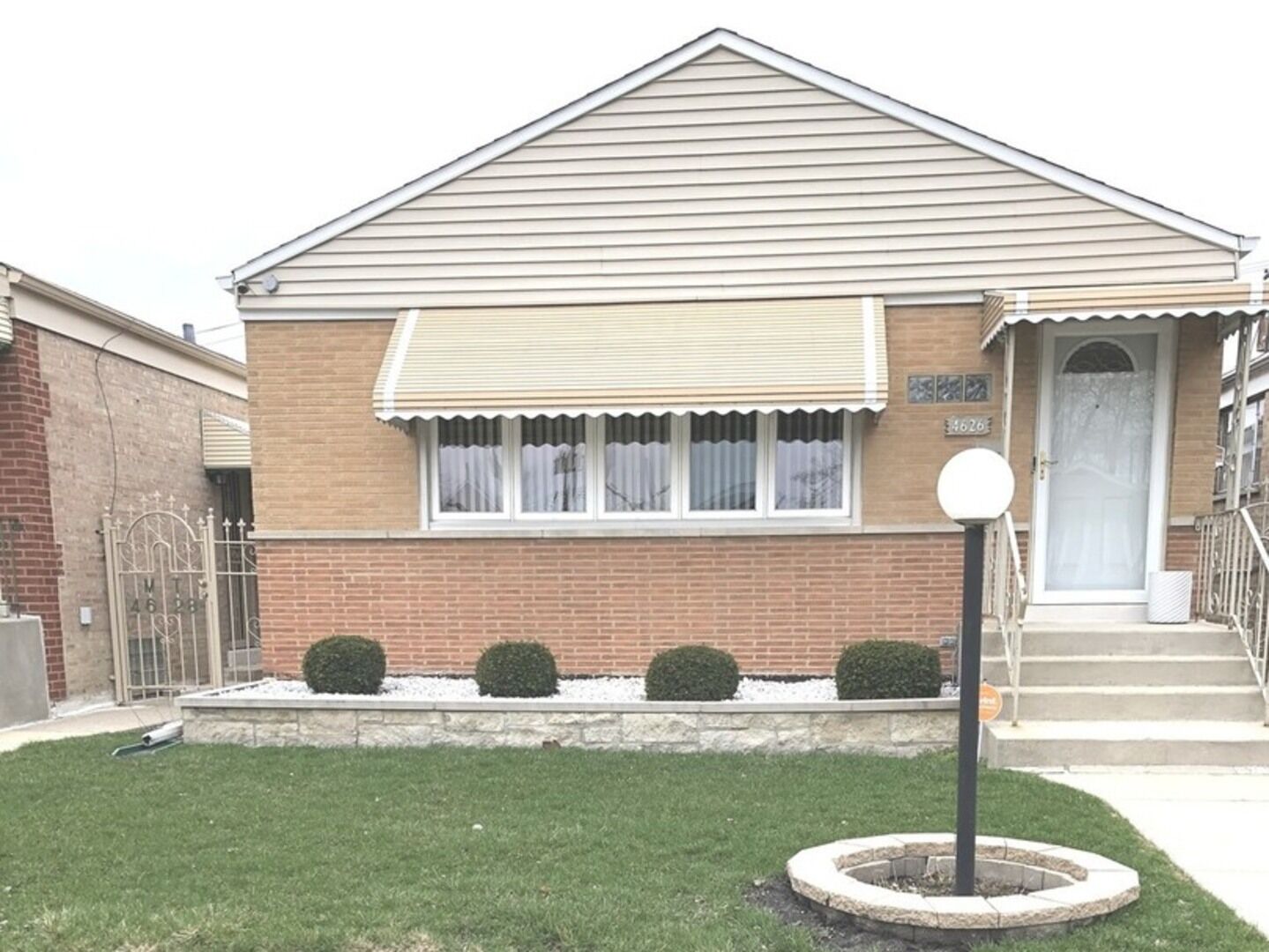 Property Photo:  4626 S La Crosse Avenue  IL 60638 