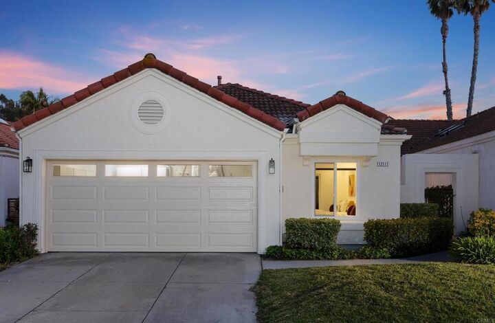 Property Photo:  12117 Putting Green Row  CA 92128 