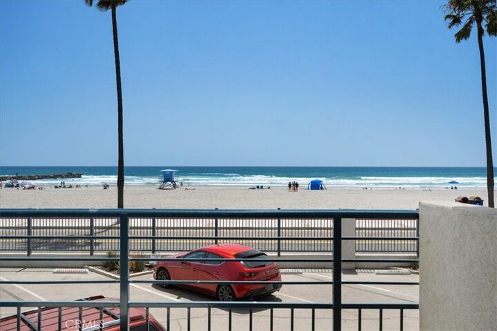Property Photo:  1202 N Pacific Street 204A  CA 92054 