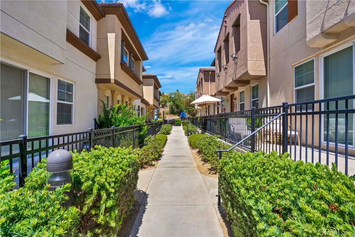 Property Photo:  40311 Calle Real  CA 92563 