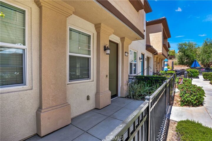 Property Photo:  40311 Calle Real  CA 92563 