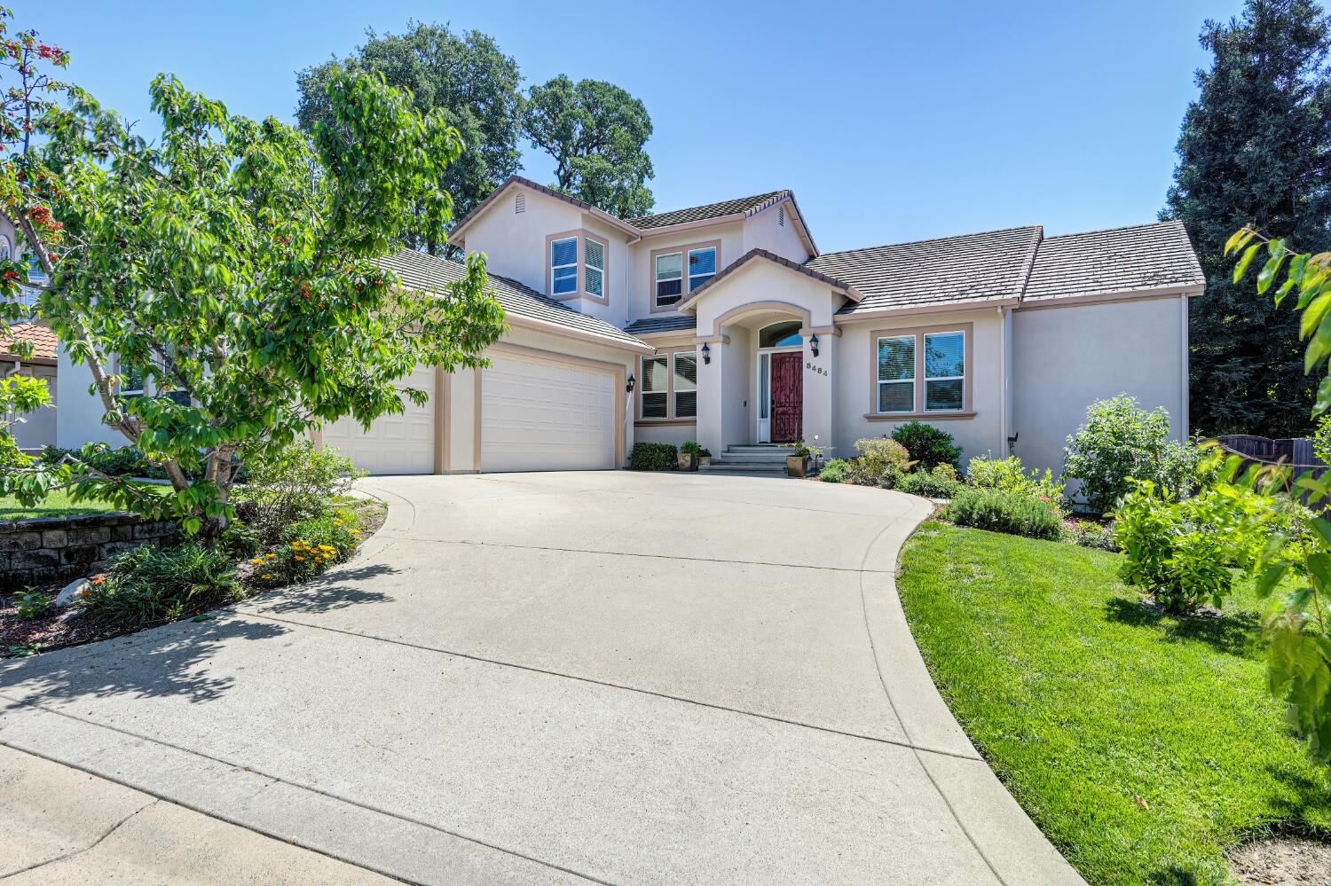 Property Photo:  8484 Cobble Creek Lane  CA 95662 