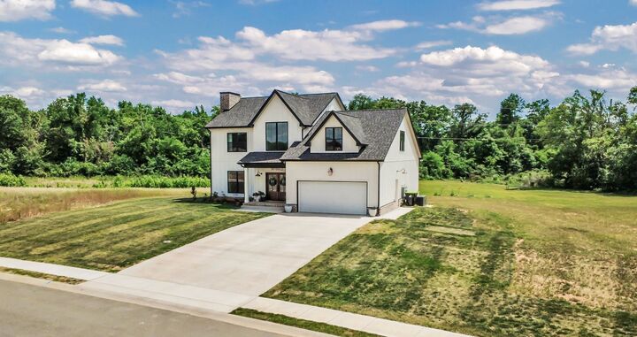Property Photo:  4862 Royal View Way  TN 37040 