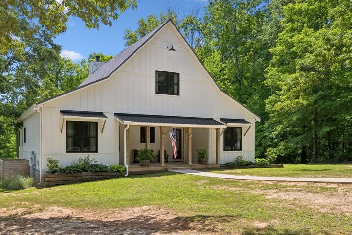Property Photo:  7111 Dogwood Ln  TN 37049 