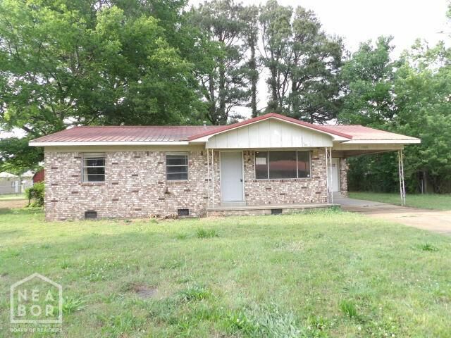 Property Photo: 1906 Douglas Drive AR 72455